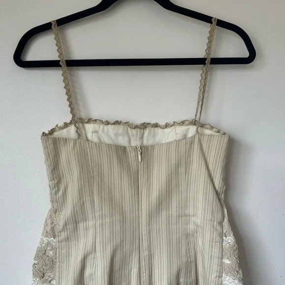 Top - Picture 2 of 3